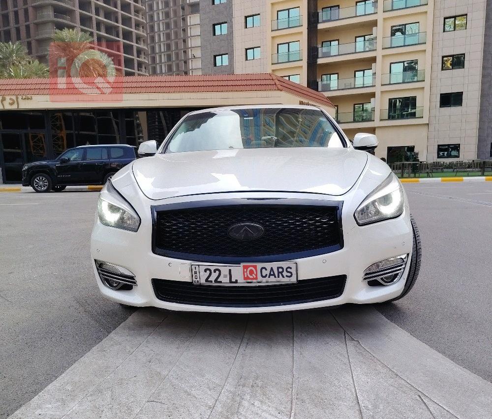 إنفينيتي Q70